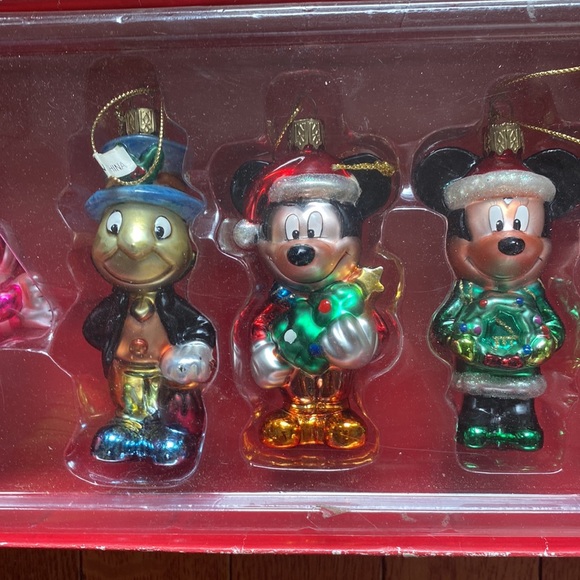 Disney Store Exclusive  Mickey & Friends Ornament Set - Picture 3 of 8